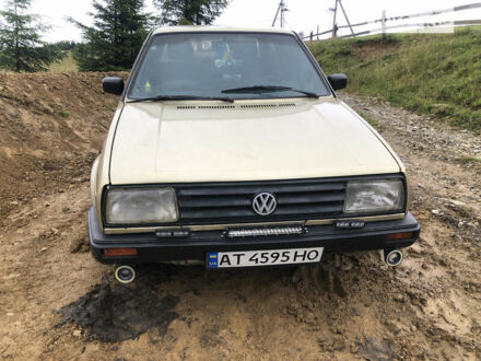 Фольксваген Джетта 1985 у Верховине на Automoto.ua Бежевий Фольксваген Джетта, об'ємом двигуна 1.59 л та пробігом 470 тис. км за 1650 $, фото 1 на Automoto.ua