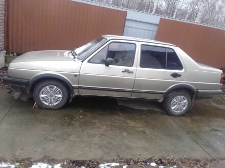 Бежевий Фольксваген Джетта, об'ємом двигуна 1.8 л та пробігом 310 тис. км за 400 $, фото 1 на Automoto.ua