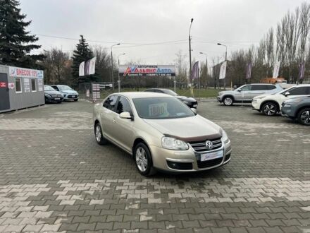 Бежевий Фольксваген Джетта, об'ємом двигуна 2 л та пробігом 320 тис. км за 5700 $, фото 1 на Automoto.ua