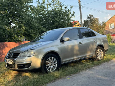 Фольксваген Джетта 2009 в Полтаве на Automoto.ua Бежевый Фольксваген Джетта, объемом двигателя 1.6 л и пробегом 265 тыс. км за 6700 $, фото 1 на Automoto.ua