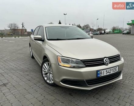 Бежевий Фольксваген Джетта, об'ємом двигуна 2.5 л та пробігом 224 тис. км за 8600 $, фото 1 на Automoto.ua