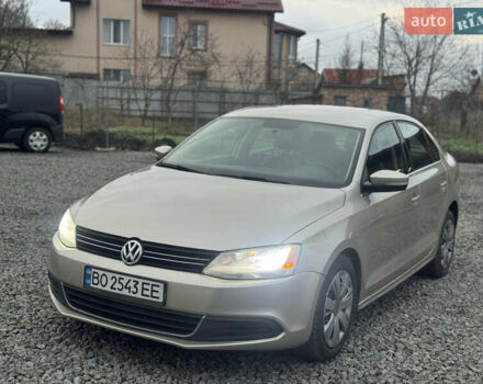 Бежевий Фольксваген Джетта, об'ємом двигуна 2.5 л та пробігом 282 тис. км за 7400 $, фото 1 на Automoto.ua