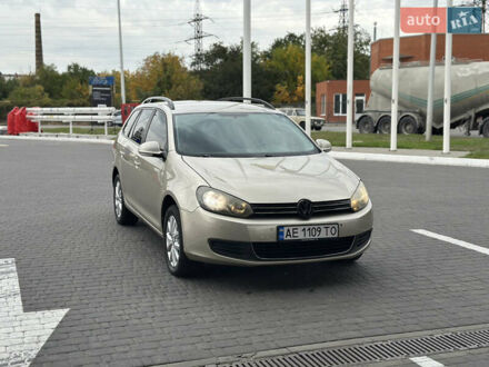 Бежевый Фольксваген Джетта, объемом двигателя 2.48 л и пробегом 220 тыс. км за 7200 $, фото 1 на Automoto.ua