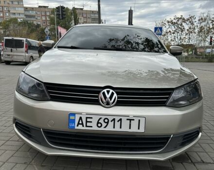 Бежевий Фольксваген Джетта, об'ємом двигуна 1.8 л та пробігом 230 тис. км за 8500 $, фото 1 на Automoto.ua