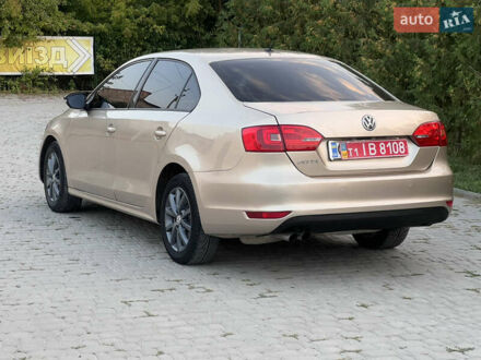 Фольксваген Джетта 2014 в Борщеве на Automoto.ua Бежевый Фольксваген Джетта, объемом двигателя 0 л и пробегом 120 тыс. км за 7500 $, фото 1 на Automoto.ua