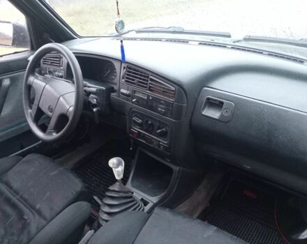 Чорний Фольксваген Джетта, об'ємом двигуна 1.6 л та пробігом 46 тис. км за 900 $, фото 1 на Automoto.ua