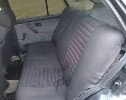 Чорний Фольксваген Джетта, об'ємом двигуна 1.6 л та пробігом 46 тис. км за 900 $, фото 2 на Automoto.ua