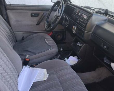 Чорний Фольксваген Джетта, об'ємом двигуна 1.6 л та пробігом 270 тис. км за 800 $, фото 3 на Automoto.ua