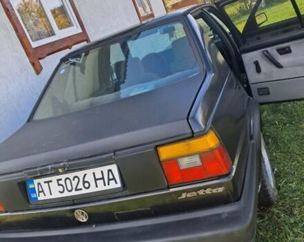 Чорний Фольксваген Джетта, об'ємом двигуна 1.6 л та пробігом 270 тис. км за 800 $, фото 6 на Automoto.ua