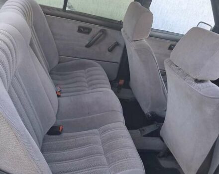 Чорний Фольксваген Джетта, об'ємом двигуна 1.6 л та пробігом 270 тис. км за 800 $, фото 5 на Automoto.ua