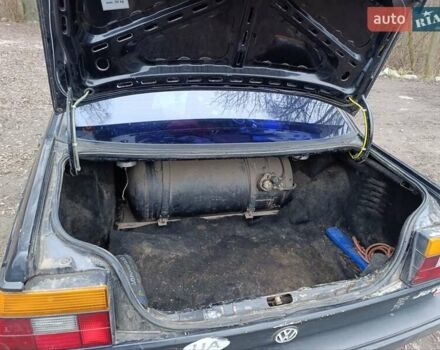 Черный Фольксваген Джетта, объемом двигателя 1.78 л и пробегом 400 тыс. км за 1900 $, фото 9 на Automoto.ua