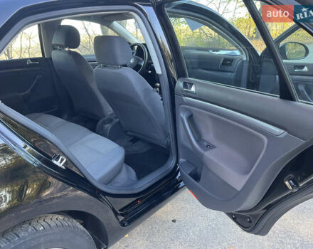 Черный Фольксваген Джетта, объемом двигателя 1.6 л и пробегом 197 тыс. км за 6100 $, фото 17 на Automoto.ua