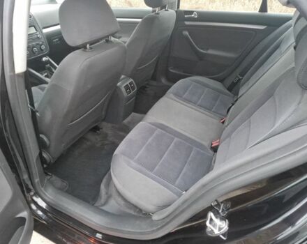 Черный Фольксваген Джетта, объемом двигателя 1.6 л и пробегом 154 тыс. км за 5999 $, фото 10 на Automoto.ua