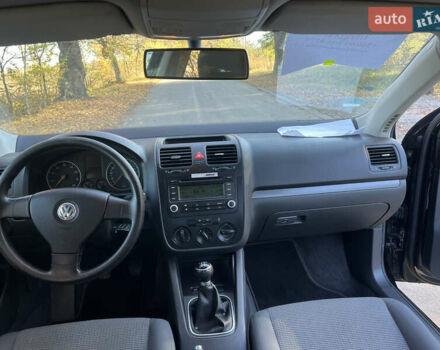 Черный Фольксваген Джетта, объемом двигателя 1.6 л и пробегом 197 тыс. км за 6100 $, фото 14 на Automoto.ua