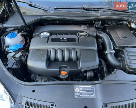 Черный Фольксваген Джетта, объемом двигателя 1.6 л и пробегом 197 тыс. км за 6100 $, фото 10 на Automoto.ua