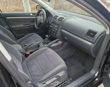 Черный Фольксваген Джетта, объемом двигателя 1.6 л и пробегом 154 тыс. км за 5999 $, фото 12 на Automoto.ua