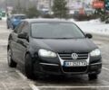 Черный Фольксваген Джетта, объемом двигателя 1.6 л и пробегом 246 тыс. км за 5500 $, фото 1 на Automoto.ua