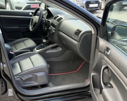 Черный Фольксваген Джетта, объемом двигателя 2.5 л и пробегом 300 тыс. км за 6300 $, фото 19 на Automoto.ua