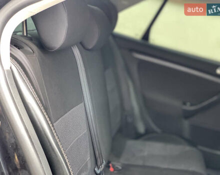 Фольксваген Джетта 2006 в Яворове на Automoto.ua Черный Фольксваген Джетта, объемом двигателя 1.6 л и пробегом 395 тыс. км за 3199 $, фото 11 на Automoto.ua