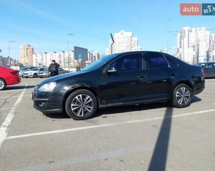 Черный Фольксваген Джетта, объемом двигателя 1.6 л и пробегом 235 тыс. км за 5500 $, фото 2 на Automoto.ua