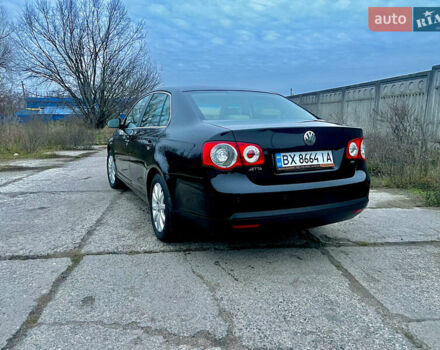 Черный Фольксваген Джетта, объемом двигателя 1.6 л и пробегом 202 тыс. км за 5200 $, фото 4 на Automoto.ua