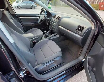 Черный Фольксваген Джетта, объемом двигателя 1.6 л и пробегом 199 тыс. км за 6000 $, фото 9 на Automoto.ua