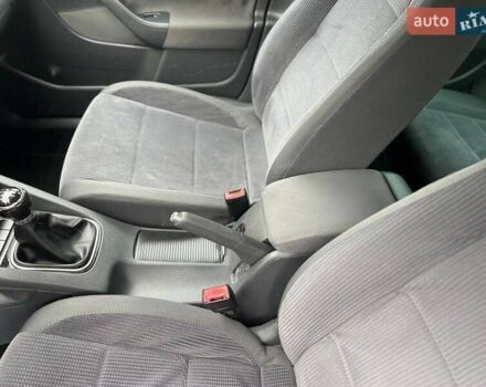 Фольксваген Джетта 2006 в Хмельницком на Automoto.ua Черный Фольксваген Джетта, объемом двигателя 1.6 л и пробегом 188 тыс. км за 6599 $, фото 42 на Automoto.ua