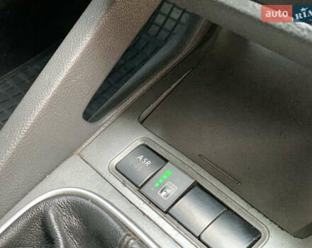 Фольксваген Джетта 2006 в Яворове на Automoto.ua Черный Фольксваген Джетта, объемом двигателя 1.6 л и пробегом 395 тыс. км за 3199 $, фото 14 на Automoto.ua