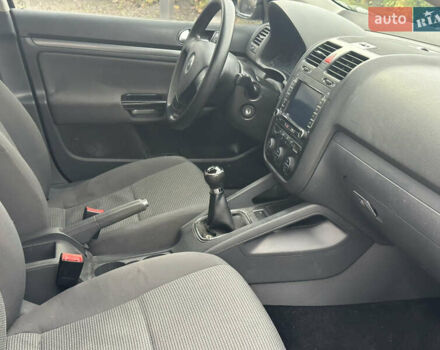 Черный Фольксваген Джетта, объемом двигателя 1.6 л и пробегом 270 тыс. км за 4700 $, фото 6 на Automoto.ua