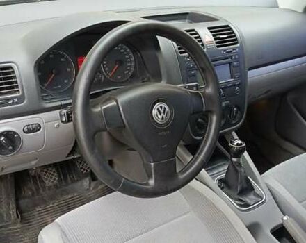 Черный Фольксваген Джетта, объемом двигателя 1.9 л и пробегом 324 тыс. км за 5700 $, фото 4 на Automoto.ua