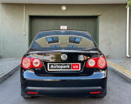 Чорний Фольксваген Джетта, об'ємом двигуна 1.6 л та пробігом 200 тис. км за 5990 $, фото 10 на Automoto.ua