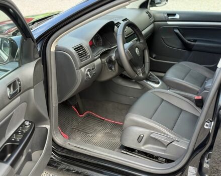 Черный Фольксваген Джетта, объемом двигателя 2.5 л и пробегом 300 тыс. км за 6300 $, фото 13 на Automoto.ua