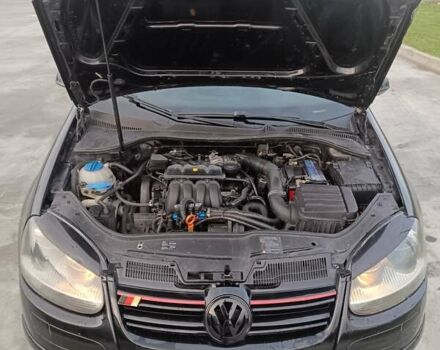 Черный Фольксваген Джетта, объемом двигателя 1.6 л и пробегом 210 тыс. км за 5700 $, фото 1 на Automoto.ua