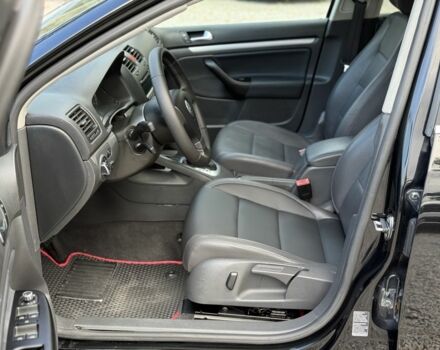 Черный Фольксваген Джетта, объемом двигателя 2.5 л и пробегом 300 тыс. км за 6300 $, фото 15 на Automoto.ua