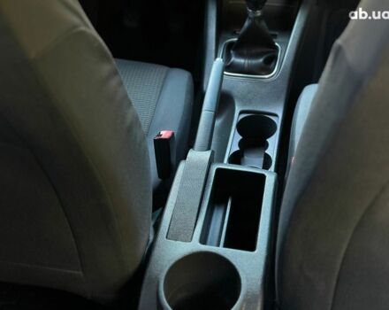 Черный Фольксваген Джетта, объемом двигателя 1.6 л и пробегом 200 тыс. км за 5950 $, фото 23 на Automoto.ua