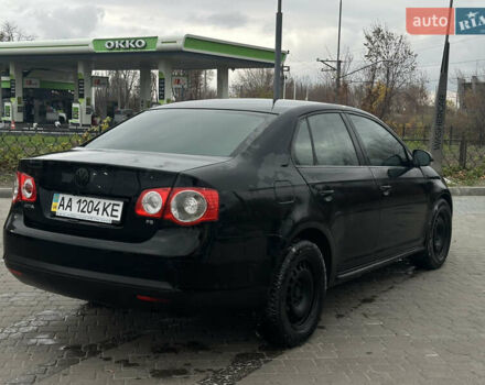 Черный Фольксваген Джетта, объемом двигателя 1.6 л и пробегом 270 тыс. км за 4700 $, фото 4 на Automoto.ua