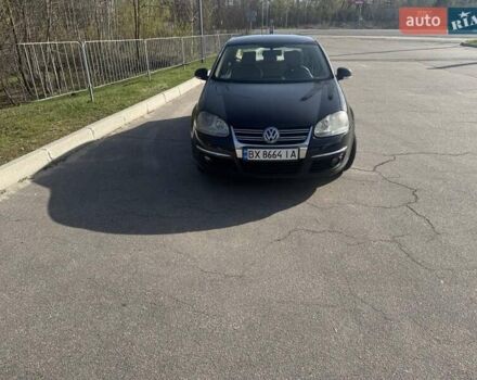 Черный Фольксваген Джетта, объемом двигателя 1.6 л и пробегом 196 тыс. км за 5199 $, фото 1 на Automoto.ua