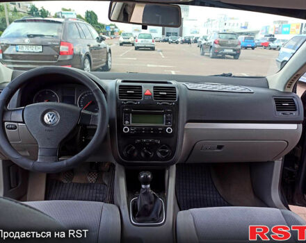 Черный Фольксваген Джетта, объемом двигателя 2 л и пробегом 318 тыс. км за 4999 $, фото 7 на Automoto.ua