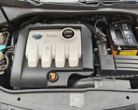 Черный Фольксваген Джетта, объемом двигателя 1.9 л и пробегом 324 тыс. км за 5700 $, фото 2 на Automoto.ua