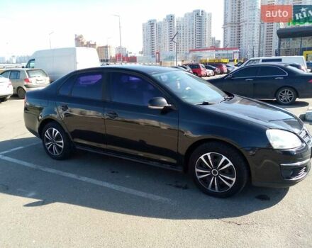 Черный Фольксваген Джетта, объемом двигателя 1.6 л и пробегом 235 тыс. км за 5500 $, фото 4 на Automoto.ua
