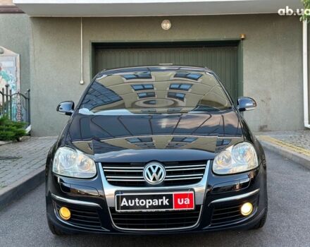 Черный Фольксваген Джетта, объемом двигателя 1.6 л и пробегом 200 тыс. км за 5950 $, фото 4 на Automoto.ua