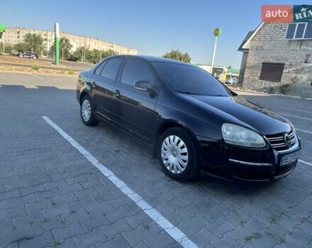 Черный Фольксваген Джетта, объемом двигателя 1.6 л и пробегом 249 тыс. км за 5000 $, фото 2 на Automoto.ua
