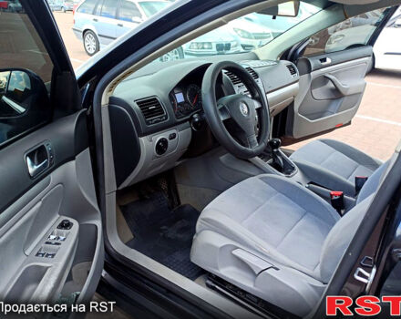 Черный Фольксваген Джетта, объемом двигателя 2 л и пробегом 318 тыс. км за 4999 $, фото 8 на Automoto.ua