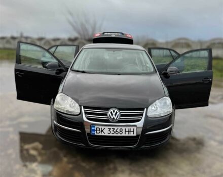 Черный Фольксваген Джетта, объемом двигателя 1.6 л и пробегом 282 тыс. км за 4500 $, фото 3 на Automoto.ua