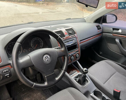 Черный Фольксваген Джетта, объемом двигателя 1.6 л и пробегом 195 тыс. км за 5400 $, фото 14 на Automoto.ua