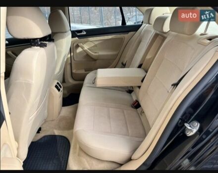 Чорний Фольксваген Джетта, об'ємом двигуна 1.6 л та пробігом 200 тис. км за 4900 $, фото 5 на Automoto.ua