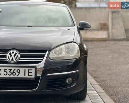 Фольксваген Джетта 2006 в Хмельницком на Automoto.ua Черный Фольксваген Джетта, объемом двигателя 1.6 л и пробегом 188 тыс. км за 6599 $, фото 5 на Automoto.ua