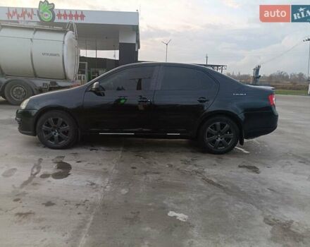 Черный Фольксваген Джетта, объемом двигателя 1.6 л и пробегом 210 тыс. км за 5700 $, фото 12 на Automoto.ua