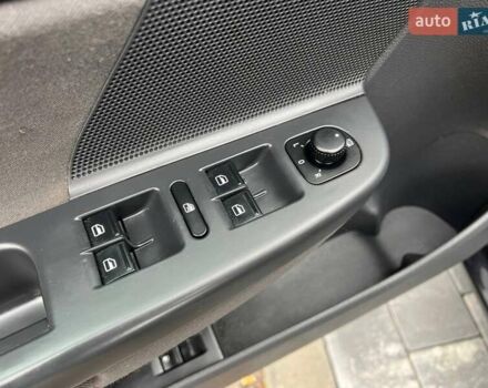 Фольксваген Джетта 2006 в Хмельницком на Automoto.ua Черный Фольксваген Джетта, объемом двигателя 1.6 л и пробегом 188 тыс. км за 6599 $, фото 44 на Automoto.ua