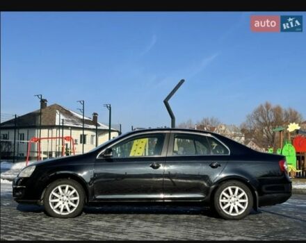 Чорний Фольксваген Джетта, об'ємом двигуна 1.6 л та пробігом 200 тис. км за 4900 $, фото 1 на Automoto.ua